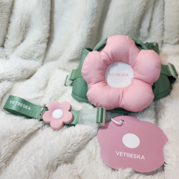 Vetreska Flower Pet Harness ,Collar, and Bag Pack Pink & Green - Picture 3 of 17